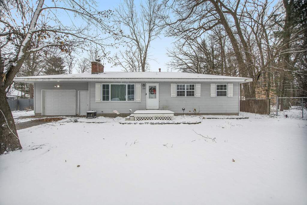 1225 Sherwood Drive, Muskegon, MI 49445 MLS 23145349 properties