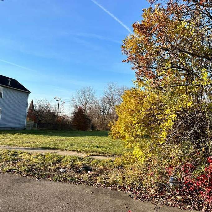 3967 17th Street, Detroit, MI 48208 MLS 24000575 properties