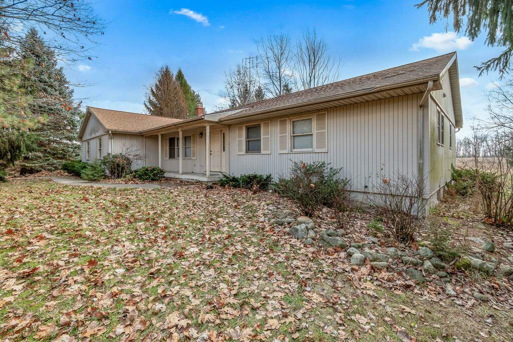 10835 Hoxie Road, North Adams, MI 49262 MLS 24000744 properties