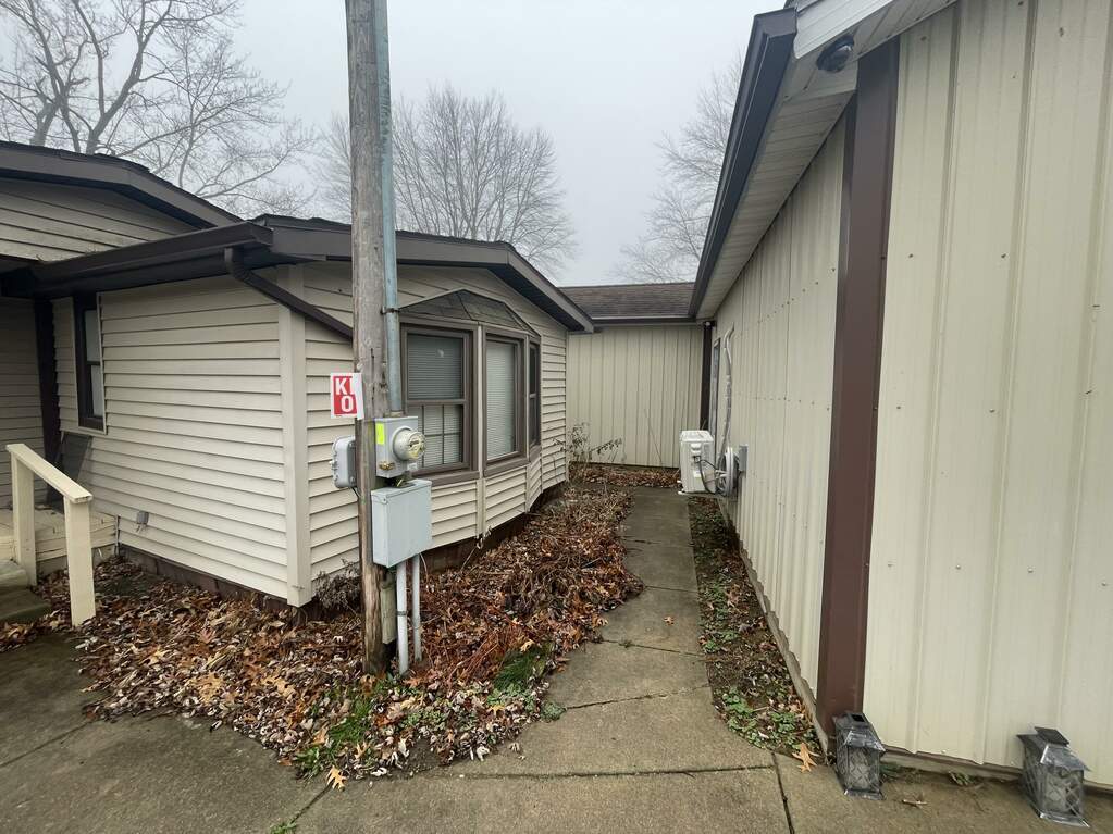 545 Norvell Beach Drive, Brooklyn, MI 49230 MLS 24001697 properties SW Michigan