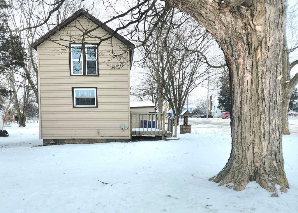 120 W Mcneil Street, Corunna, MI 48817 MLS 24003634 properties SW