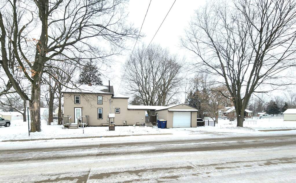 120 W Mcneil Street, Corunna, MI 48817 MLS 24003634 properties SW