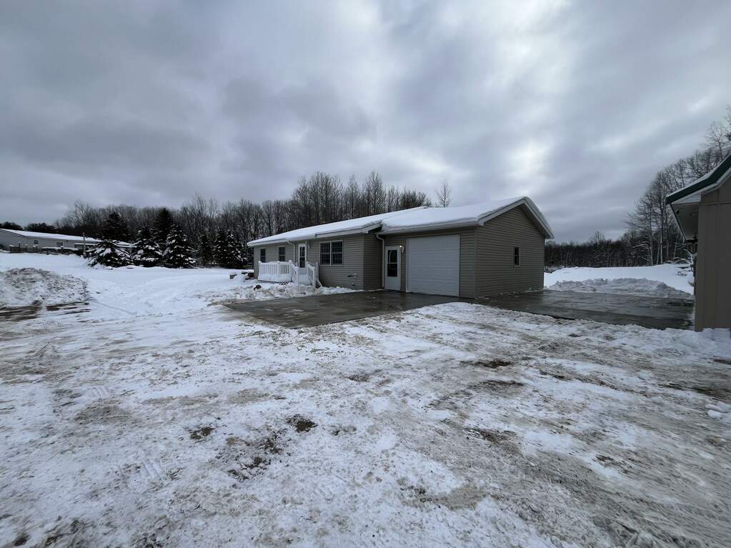 14855 17 Mile Road, Rodney, MI 49342 MLS 24004154 properties SW Michigan