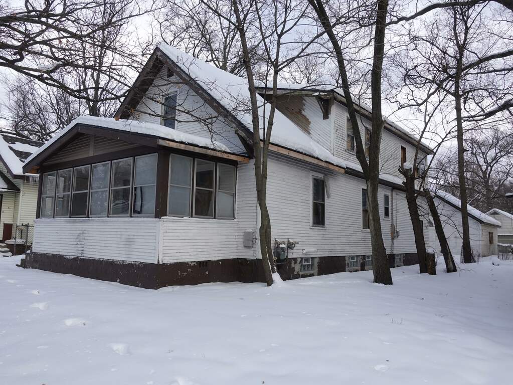 1698 Wood Street, Muskegon, MI 49442 MLS 24004197 properties SW