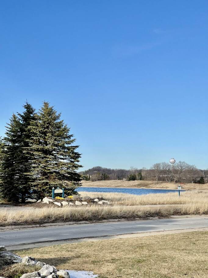 25 Brookharbor N, Manistee, MI 49660 MLS 24010163 properties SW