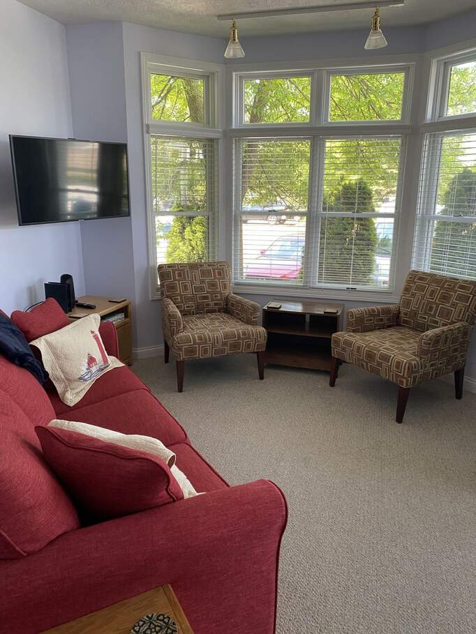 25 Brookharbor N, Manistee, MI 49660 MLS 24010163 properties SW