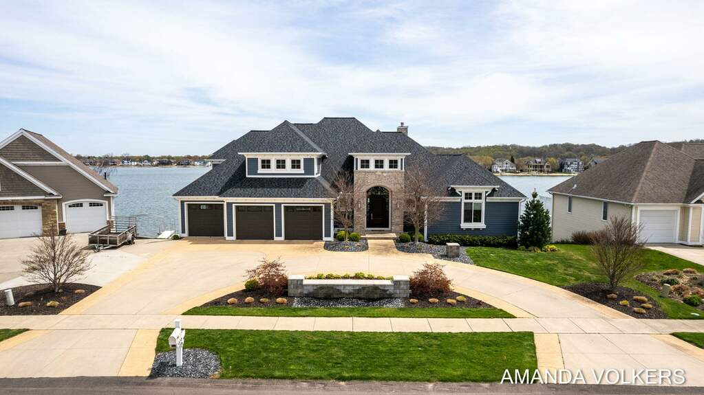 5838 Nelson Drive, Hudsonville, MI 49426 MLS 24020776 properties