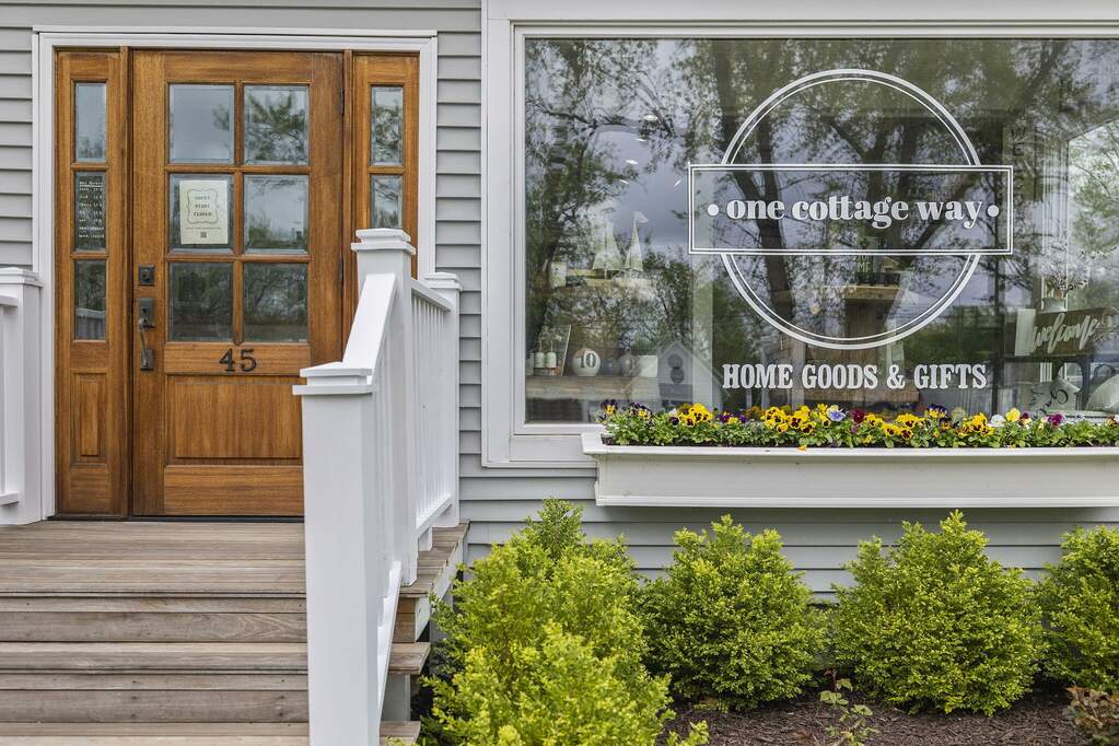 45 S Whittaker Street, New Buffalo, MI 49117 MLS 24021487