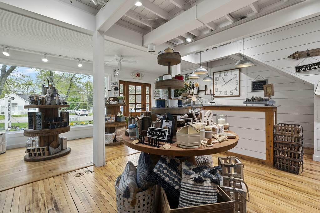 45 S Whittaker Street, New Buffalo, MI 49117 MLS 24021487