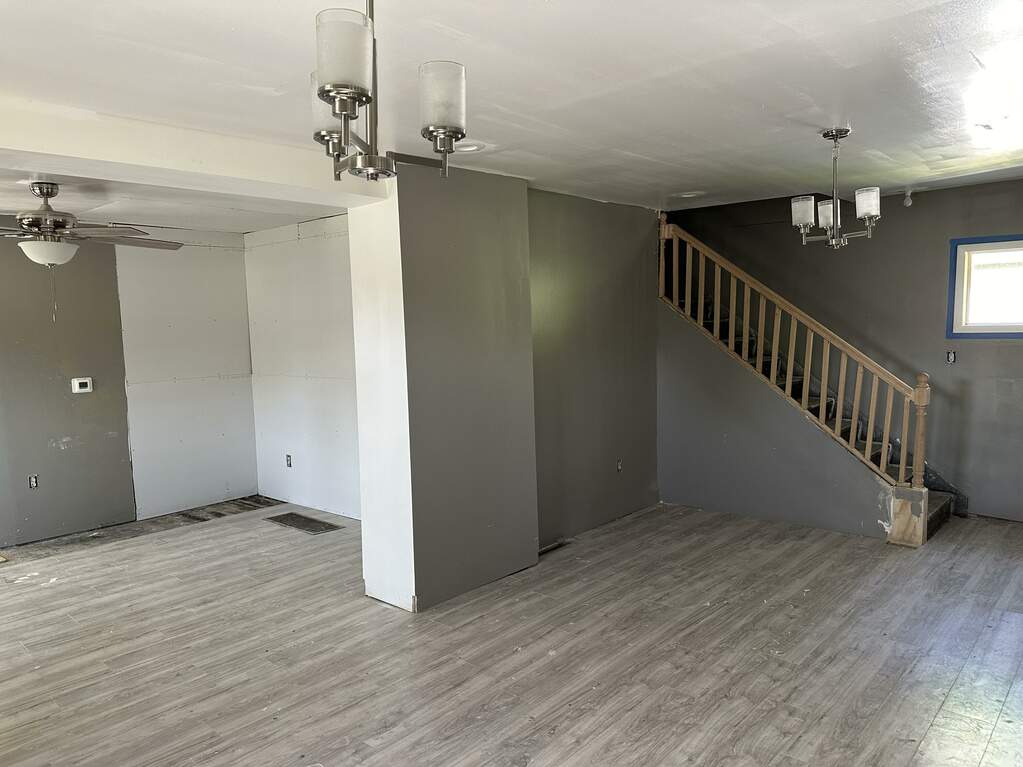 696 Highland Avenue, Benton Harbor, MI 49022 - More