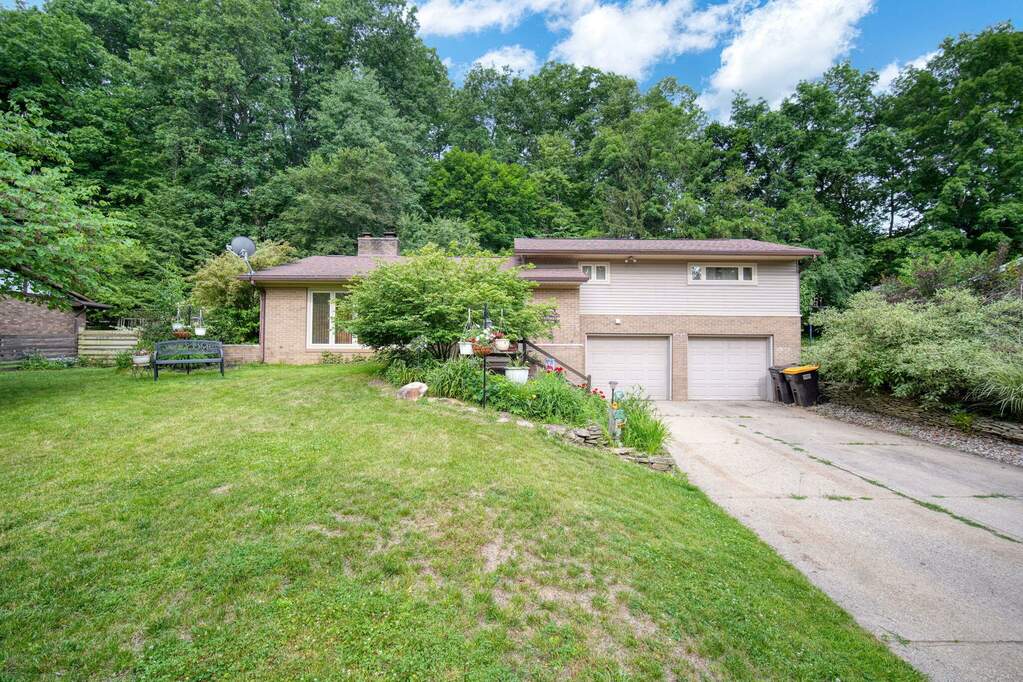 28 Highland Avenue, Hillsdale, MI 49242 MLS 24031833 properties SW Michigan