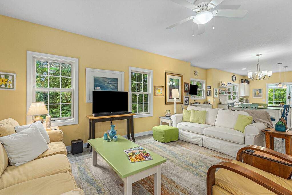 606 Ellie Court, Spring Lake, MI 49456 MLS 24034033 properties SW