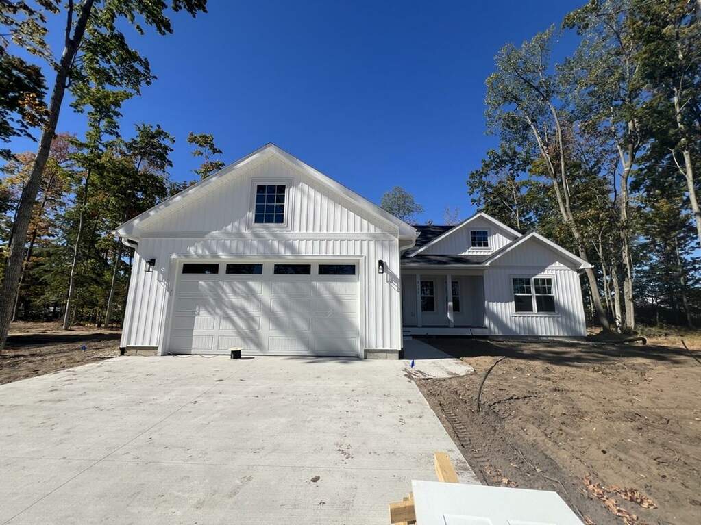 2150 Cottonwood Avenue