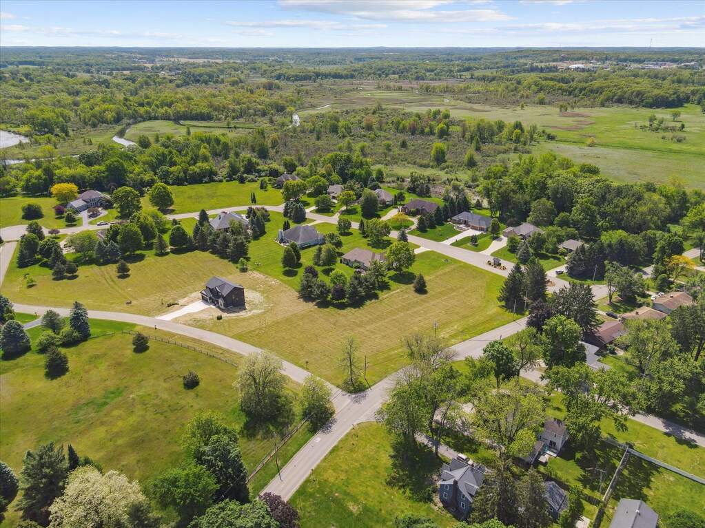 6000 Riverview Drive #17, Jackson, MI 49203 - More