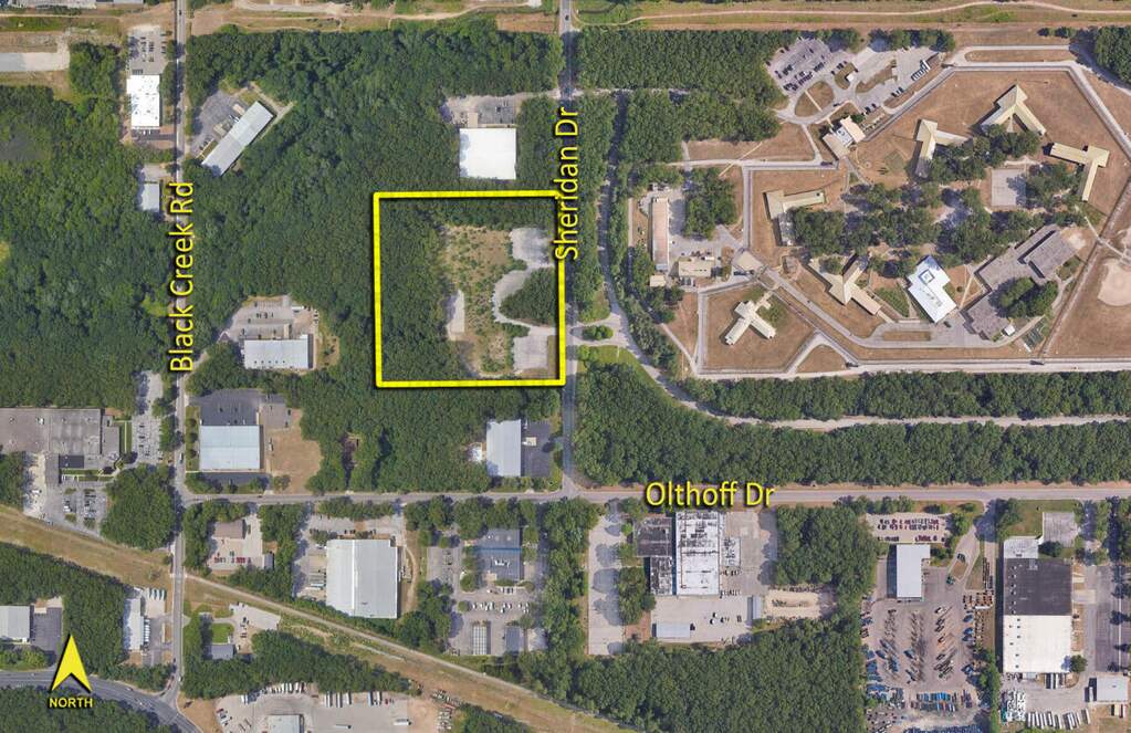 2325 S Sheridan Drive, Muskegon, MI 49444, Muskegon