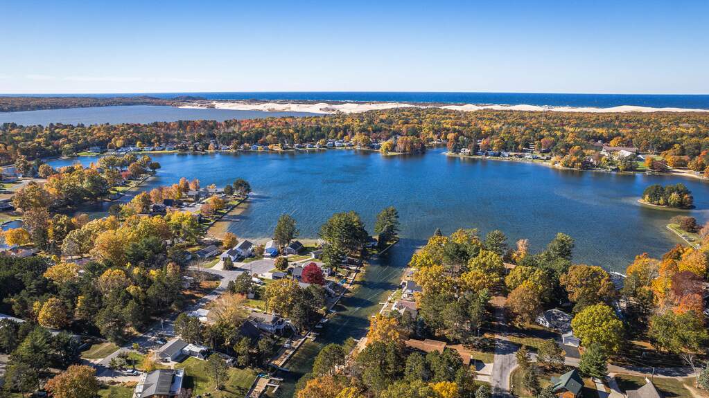1913 White Birch Court, Mears, MI 49436 - View 6