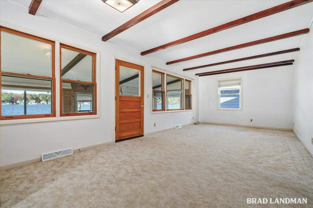 1980 Parker Drive, Wayland, MI 49348 - More