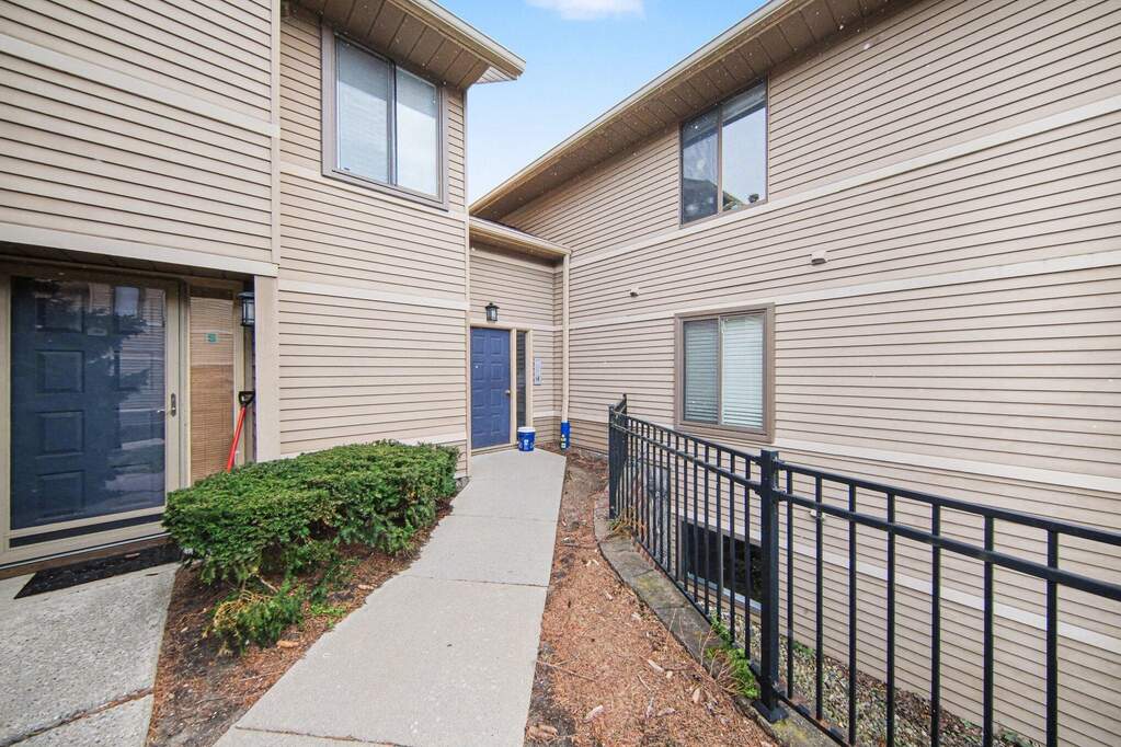300 Briarcrest Drive #140, Ann Arbor, MI 48104 - View 3