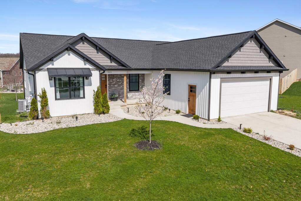 323 Katie Drive, Grand Rapids, MI 49534 | MLS# 26015857 | @properties ...