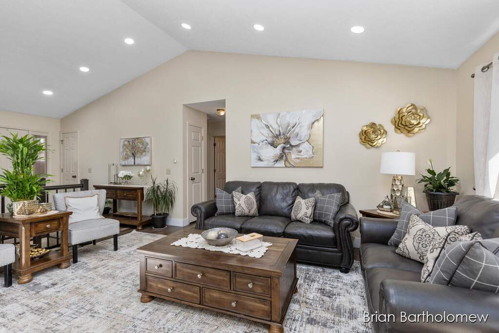 2657 Leffingwell Avenue Ne, Grand Rapids, MI 49525 - More