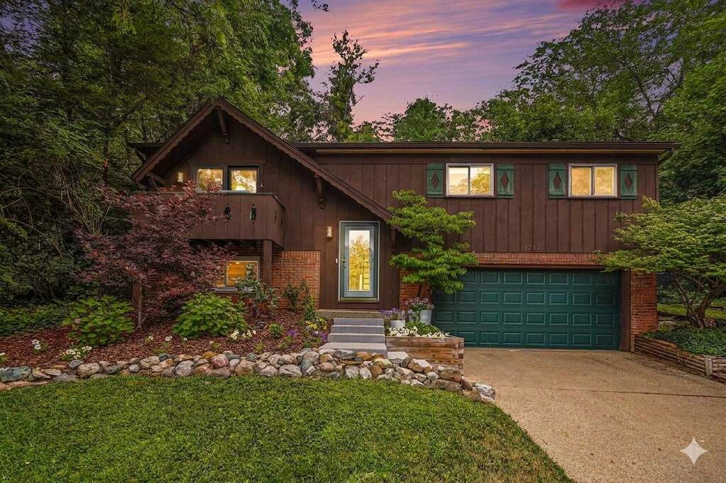 3116 Earlmoore Lane, Ann Arbor, MI 48105 | MLS# 26013646