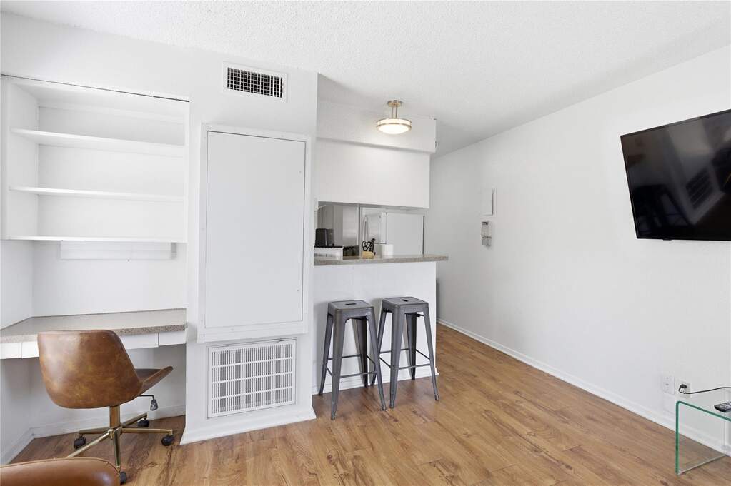 2808 Whitis Ave #C301, Austin, TX 78705 - View 3