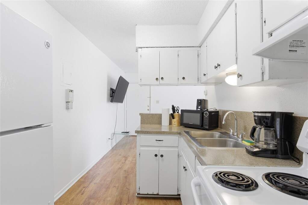 2808 Whitis Ave #C301, Austin, TX 78705 - View 6