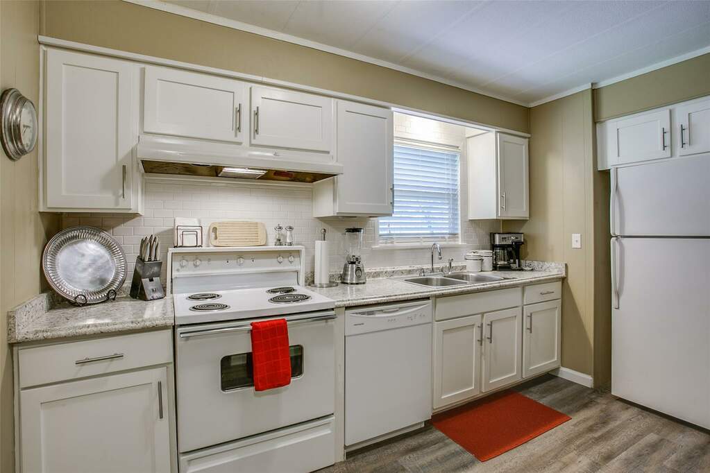 23393 Nameless Rd 104, Leander, TX 78641 MLS 1120399 properties