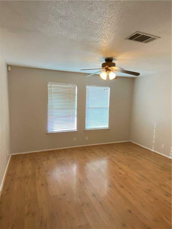 608 S Pauley Dr, Hutto, TX 78634 MLS 1330451 properties Dallas