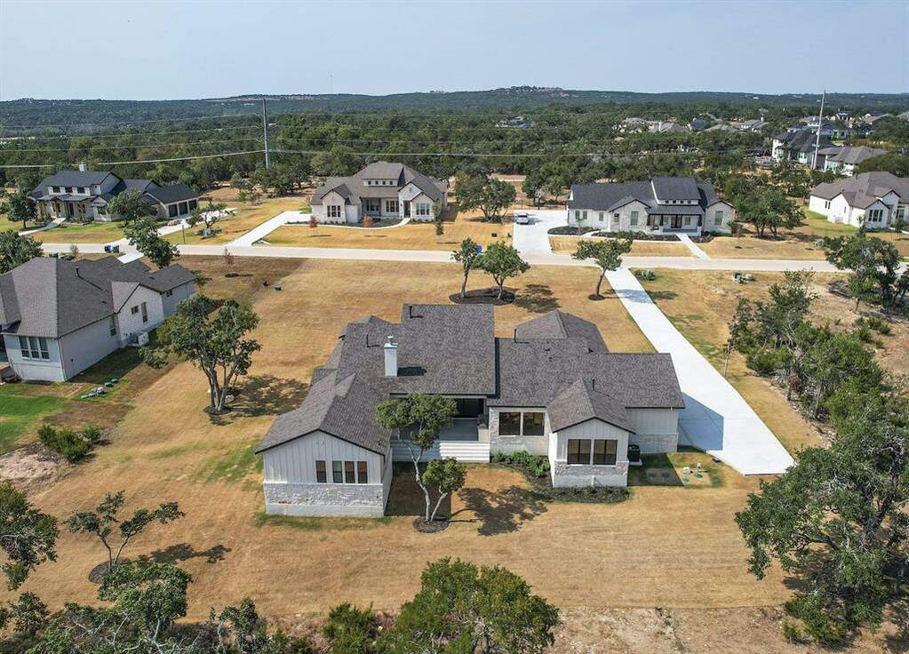 201 Mae Pt, Dripping Springs, TX 78620 MLS 1369475 properties Dallas