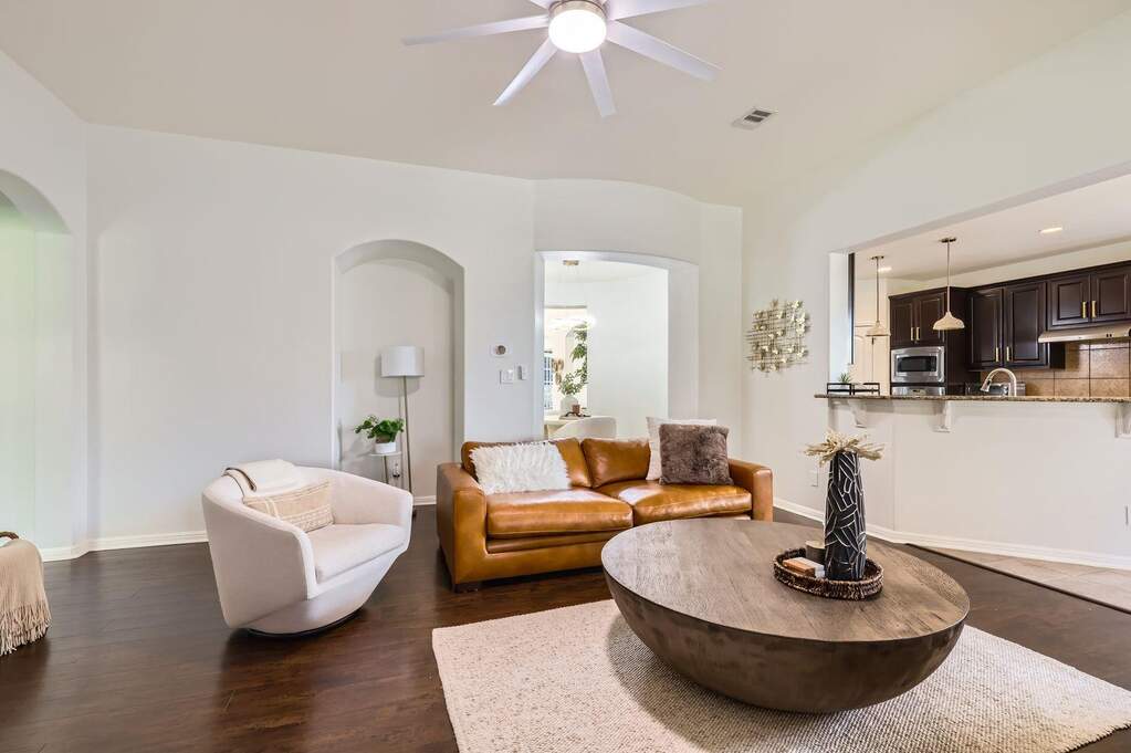4349 Green Tree Dr, Round Rock, TX 78665 | MLS# 1717596 | @properties ...