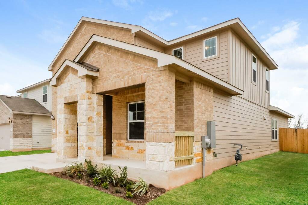 202 Babblebrook Way, Hutto, TX 78634 MLS 1940721 properties Dallas