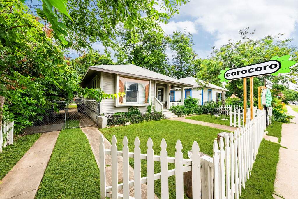 2032 E Cesar Chavez St, Austin, TX 78702 - View 2