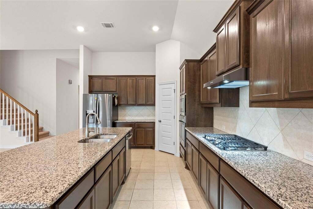 182 Palmillas Dr, Dripping Springs, TX 78620 - View 4