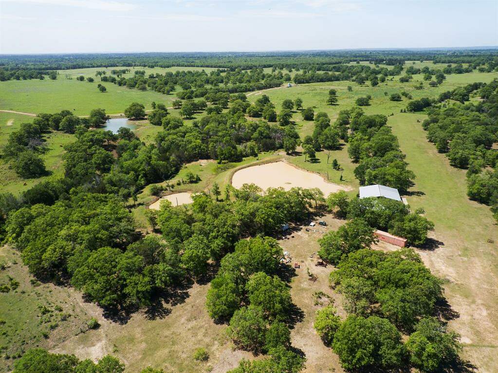 000 Lois Ln, Paige, TX 78659 MLS 2666740 properties Dallas