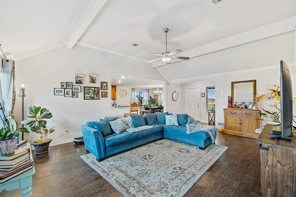 4846 County Road 327 Rd, Granger, TX 76530 MLS 2746018 properties