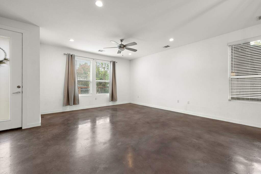 6404 Porter St #1, Austin, TX 78741 - View 3