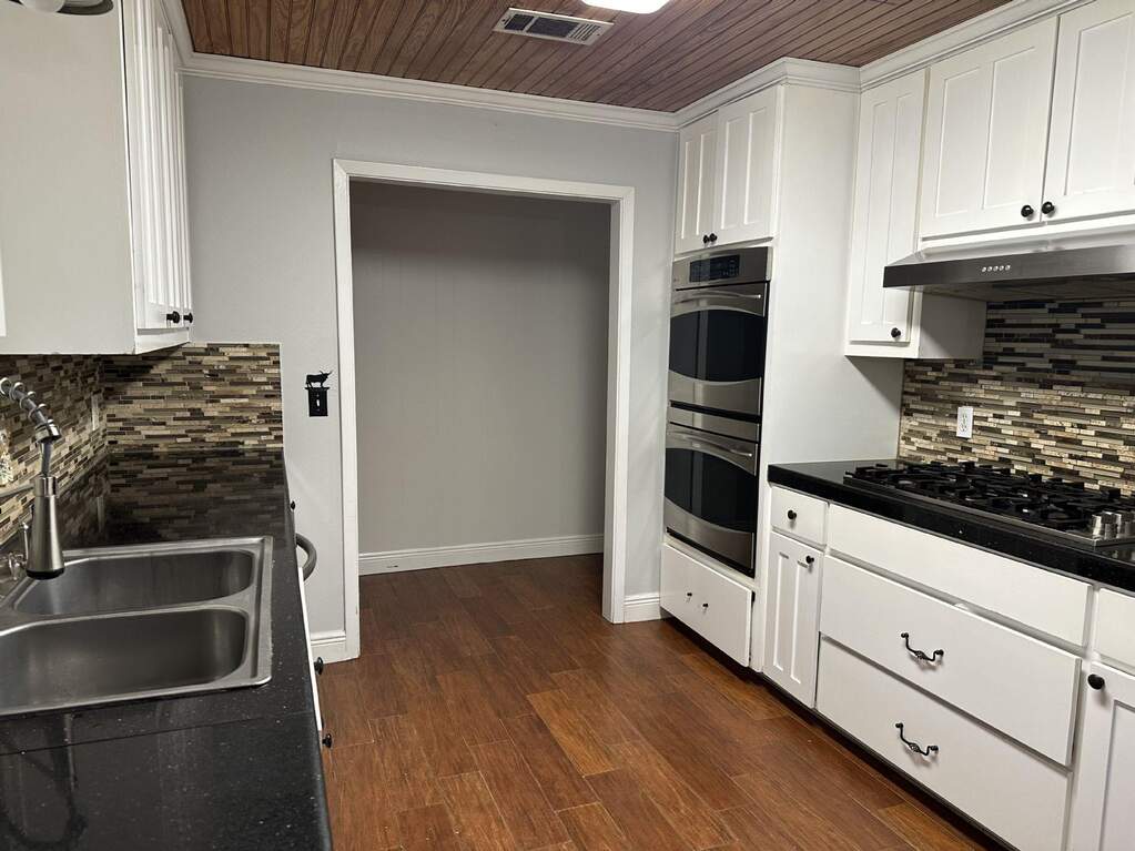 5571 Fm 535, Cedar Creek, TX 78612 - More
