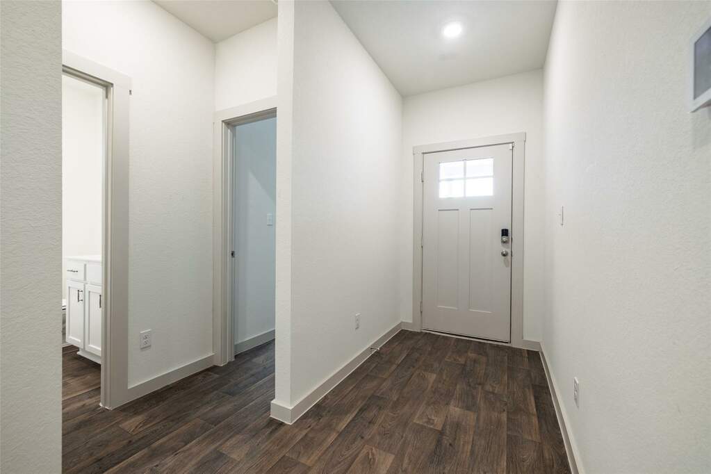 226 Big Cypress Bayou Rd, Hutto, TX 78634 MLS 4012544 properties