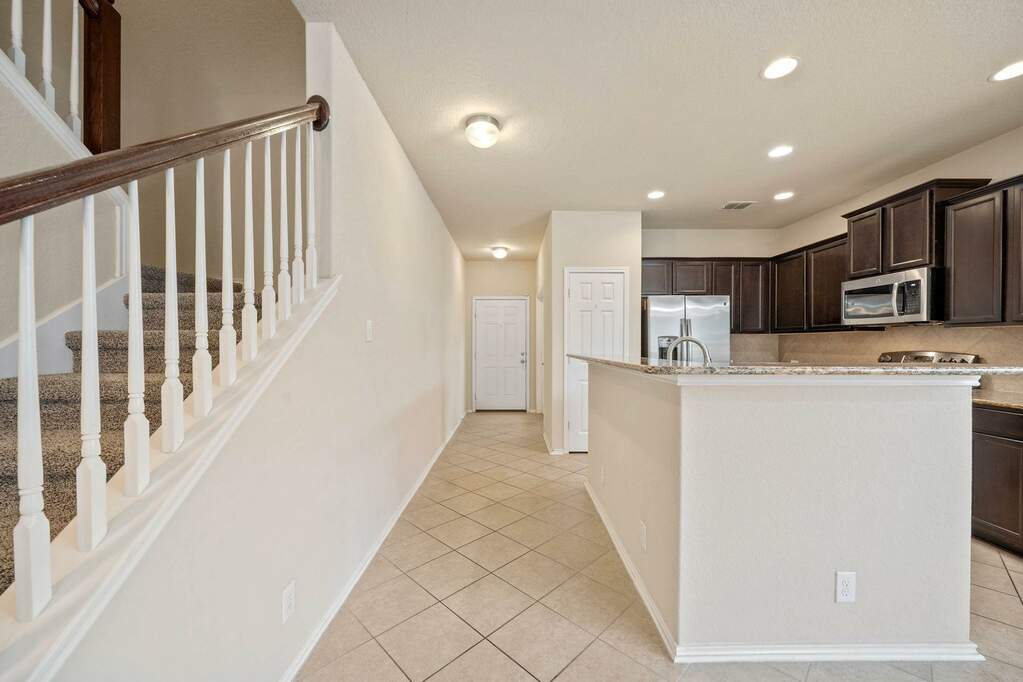 117 Finch Knl, Out Of State, TX 78253 MLS 4133249 properties