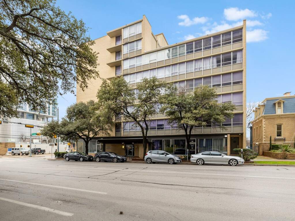 1401 Lavaca St Austin Tx 78701 1800 Lavaca St #A-409, Austin, TX 78701 | MLS# 4155793 | @properties Dallas