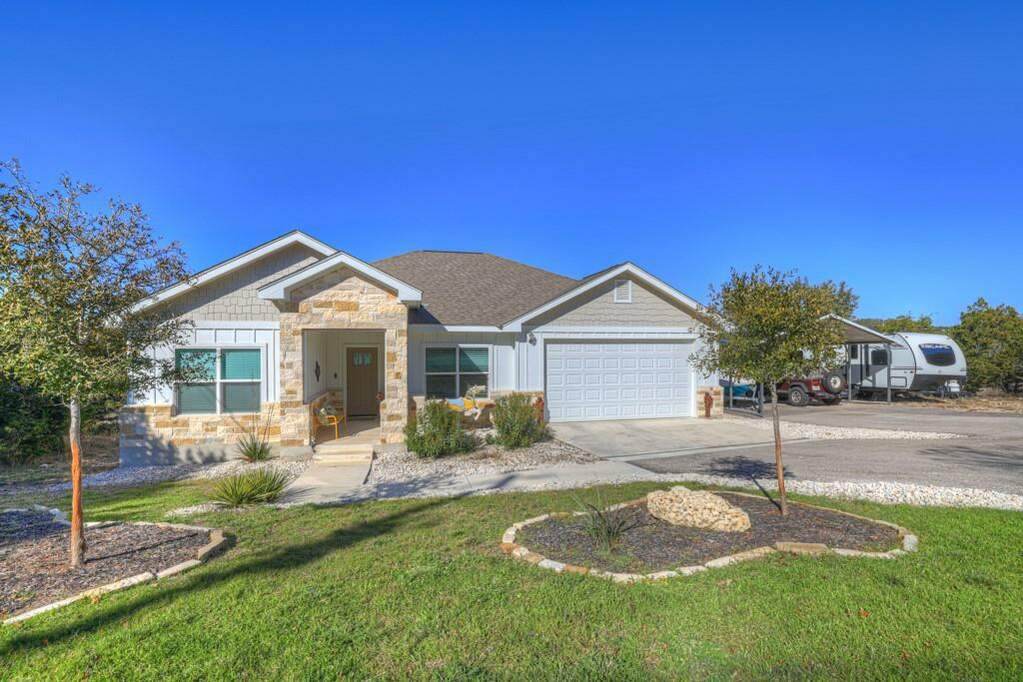 1210 Soaring Eagle Dr, Fischer, TX 78623 MLS 4384863 properties