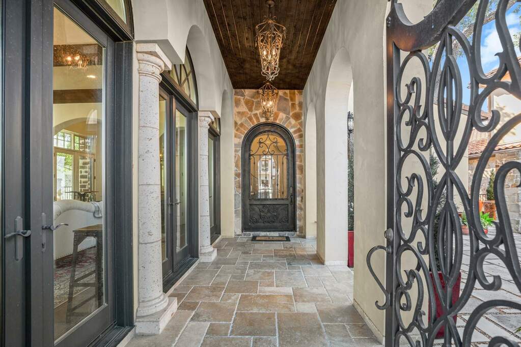 13240 Villa Montana Way, Austin, TX 78732 MLS 5008942 properties