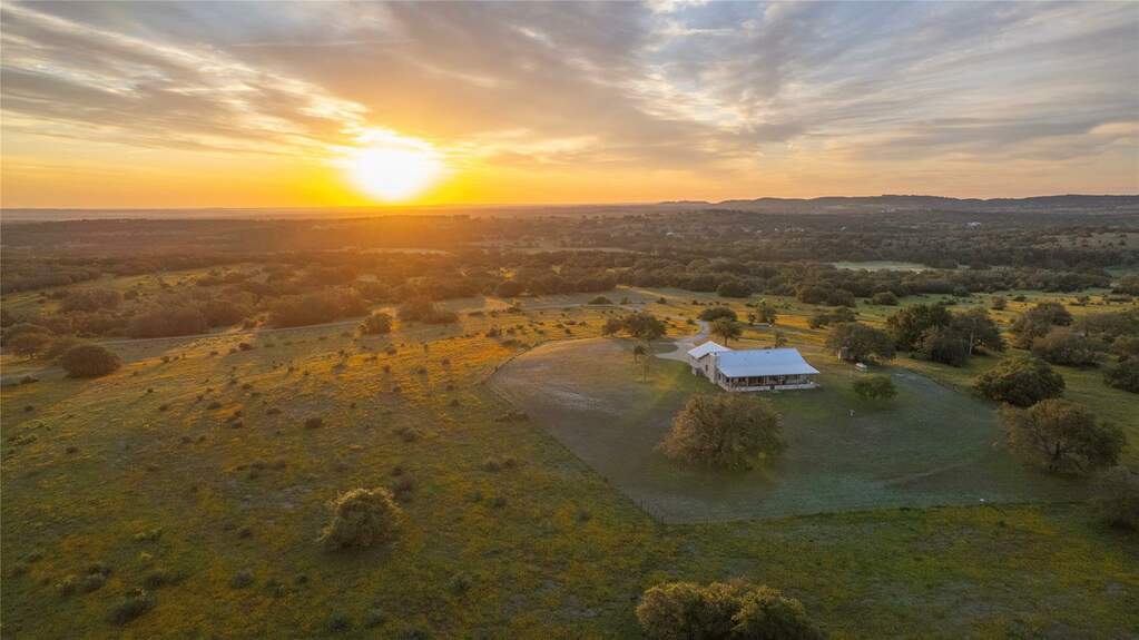 (Address confidential), Hye, Texas 78635 MLS 5068945 properties