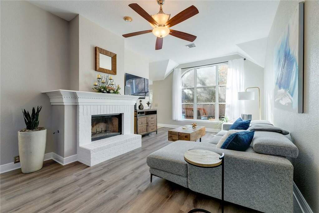 2002 Eclipse Cv, Cedar Park, TX 78613 MLS 5156730 properties lone