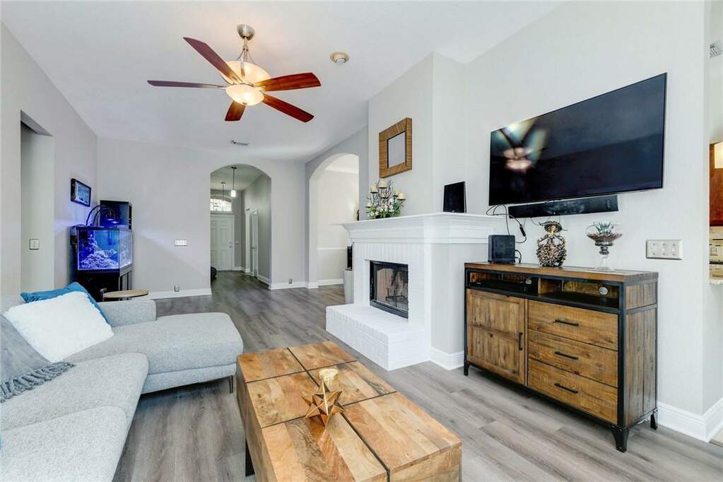 2002 Eclipse Cv, Cedar Park, TX 78613 MLS 5156730 properties lone