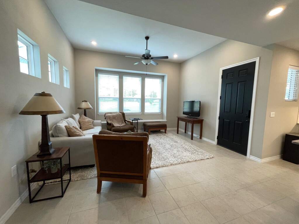 108 Harborside Dr #101, San Marcos, TX 78666 - View 3