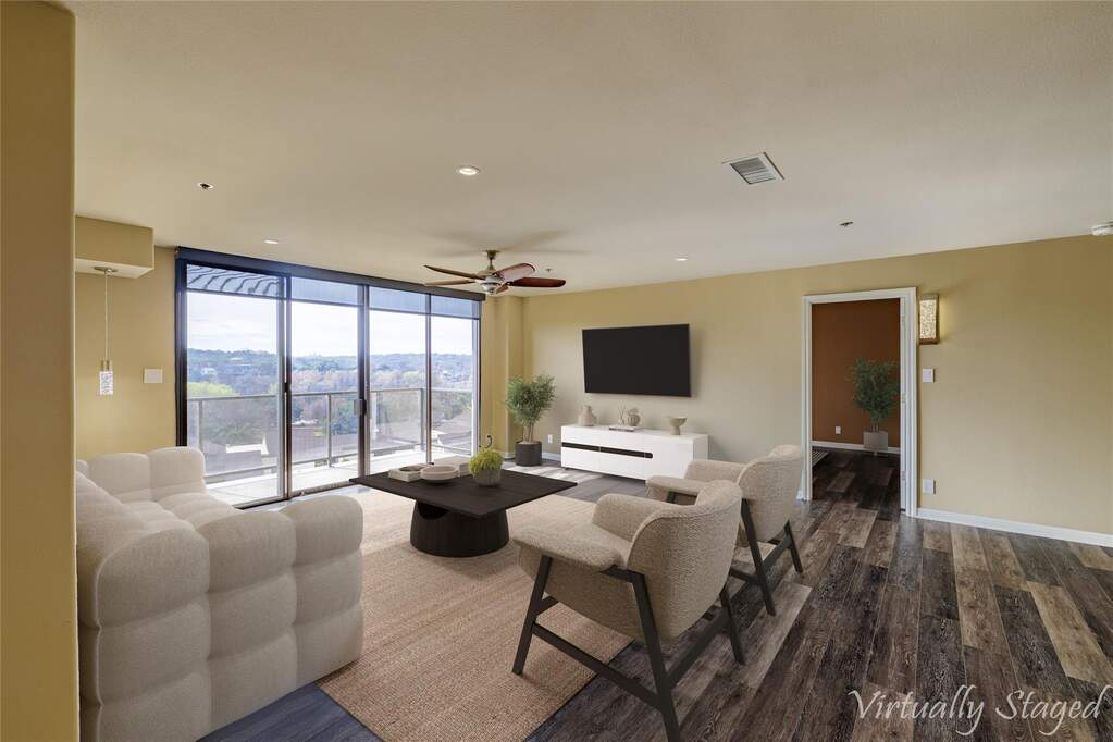 40 N Interstate 35 #6D3, Austin, TX 78701 - View 2