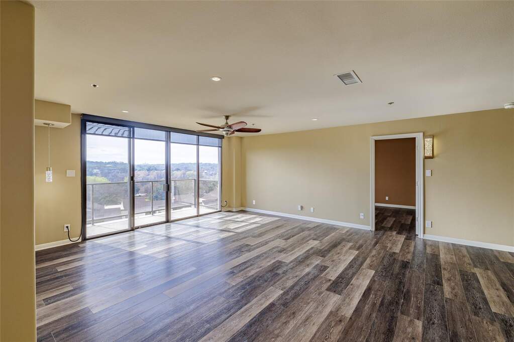 40 N Interstate 35 #6D3, Austin, TX 78701 - View 6