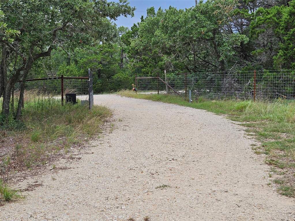 4400 Hilliard Rd, San Marcos, TX 78666 - View 3
